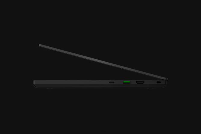 jp Razer ブレードをカスタマイズ 14 一色 PN821 ラップトップ