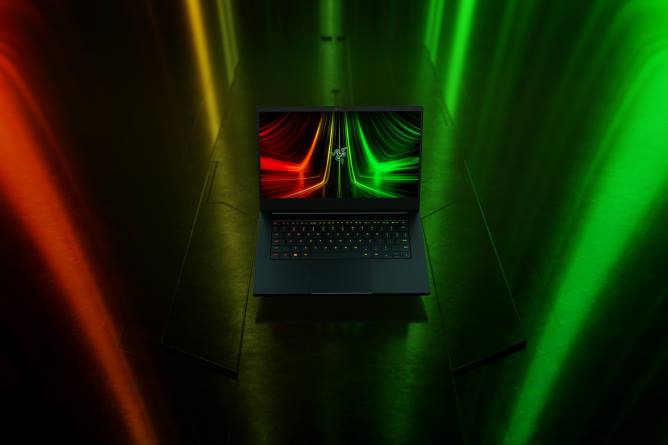 jp Razer ブレードをカスタマイズ 14 一色 PN825 ラップトップ