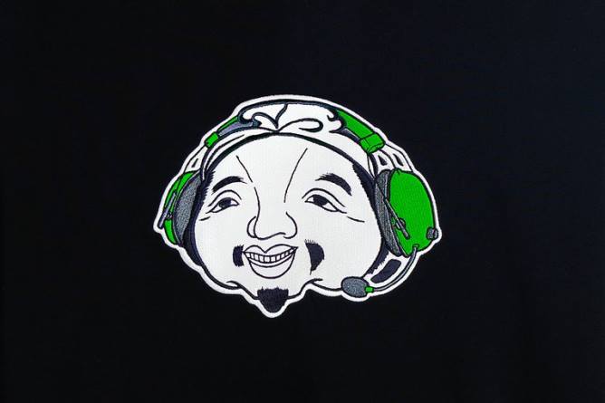jp Razer エビス ゴッドヘッド パーカー 一色 PN82193 衣服
