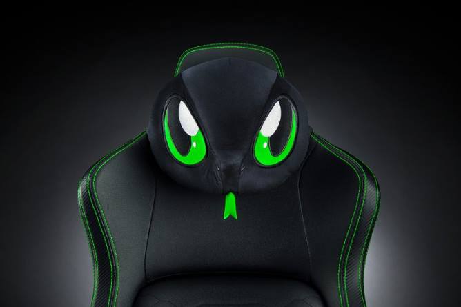 jp Razer スネーキ スネークヘッド枕 一色 PN82203 装備