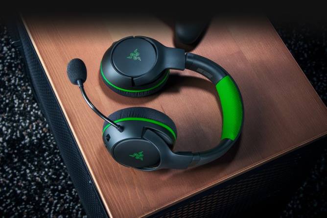 jp Razer Xboxのカイラ 黒 PN82154 コンソール