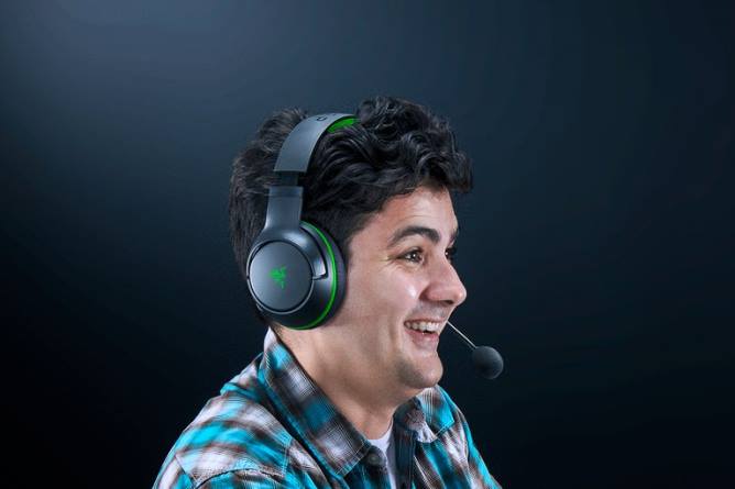 jp Razer Xboxのカイラ 黒 PN82154 コンソール