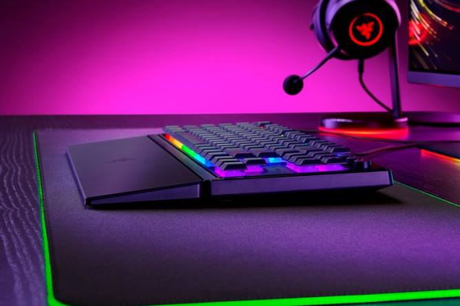 jp Razer ornata v3 テンキーレス - 米国 一色 PN8276 キーボード