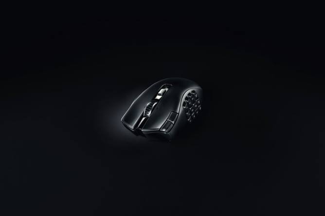 jp Razer ナーガ v2 ハイパースピード 一色 PN8246 ネズミ